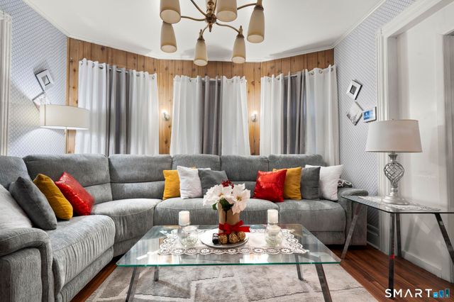 865 Iranistan Avenue, Bridgeport, CT 06604