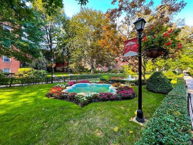 76-36 113th Street 4P, Forest Hills, NY 11375