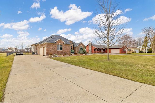 52163 Base Street, New Baltimore, MI 48047