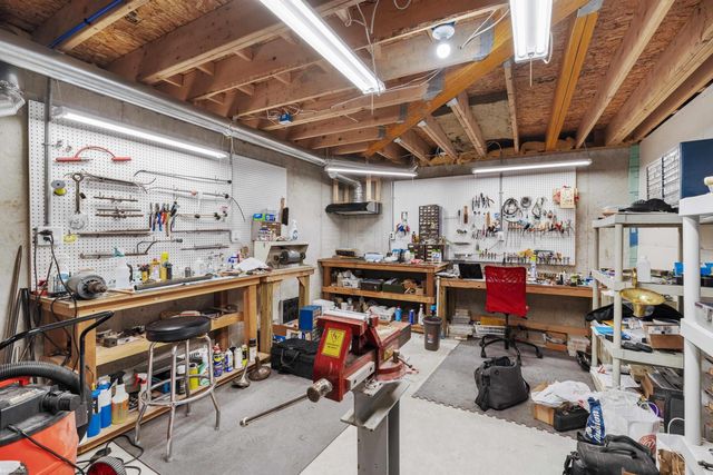 52163 Base Street, New Baltimore, MI 48047