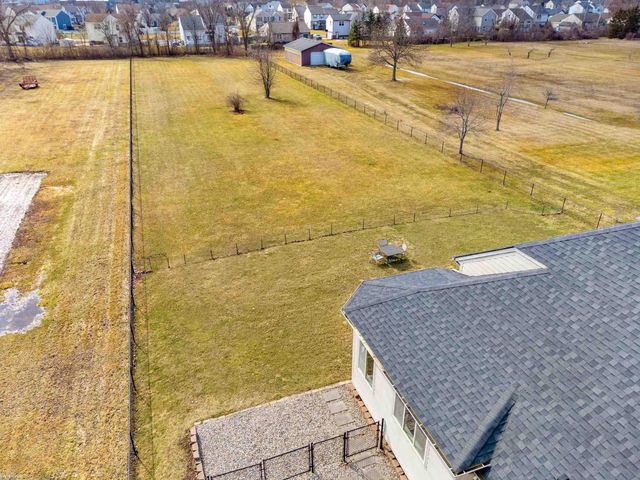 52163 Base Street, New Baltimore, MI 48047