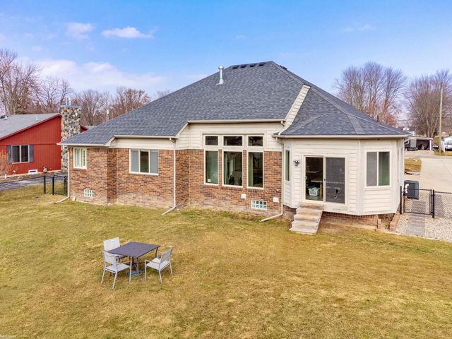 52163 Base Street, New Baltimore, MI 48047