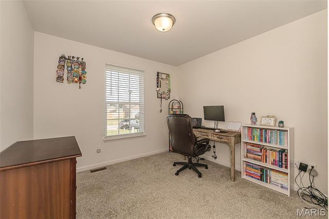 162 Williamsburg Lane, Troy, MO 63379