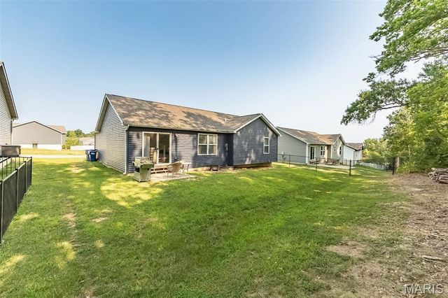 162 Williamsburg Lane, Troy, MO 63379