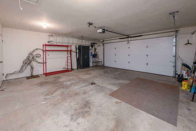 9536 Ledge Wood Court, Fort Wayne, IN 46804