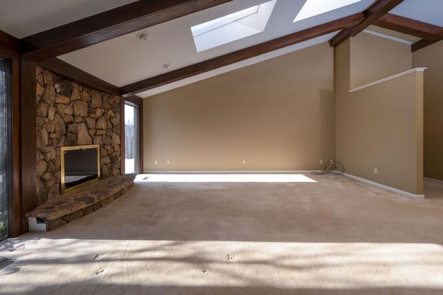 9536 Ledge Wood Court, Fort Wayne, IN 46804