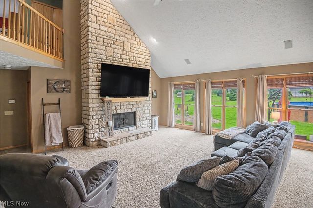 1107 Shannon Lane, Salem, OH 44460