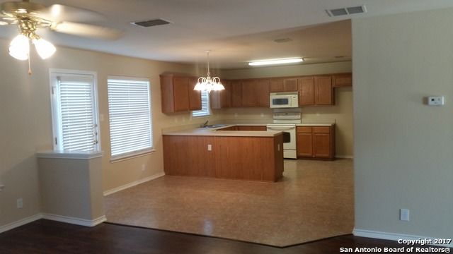 9846 Dawn Trail, San Antonio, TX 78254