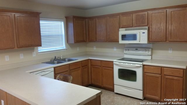 9846 Dawn Trail, San Antonio, TX 78254