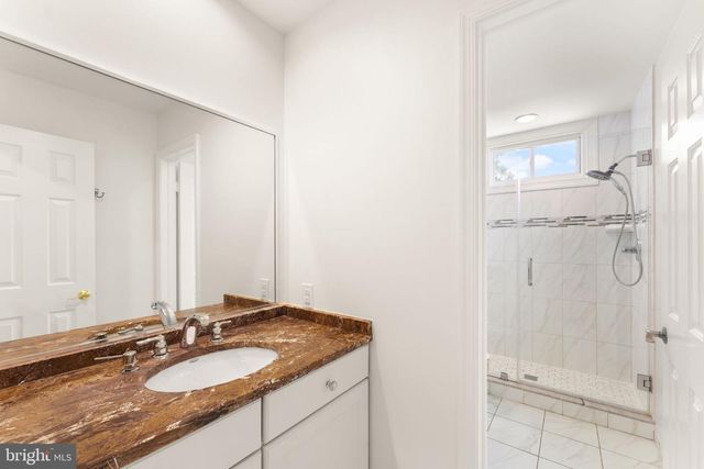 11120 TATTERSALL TRL, Oakton, VA 22124