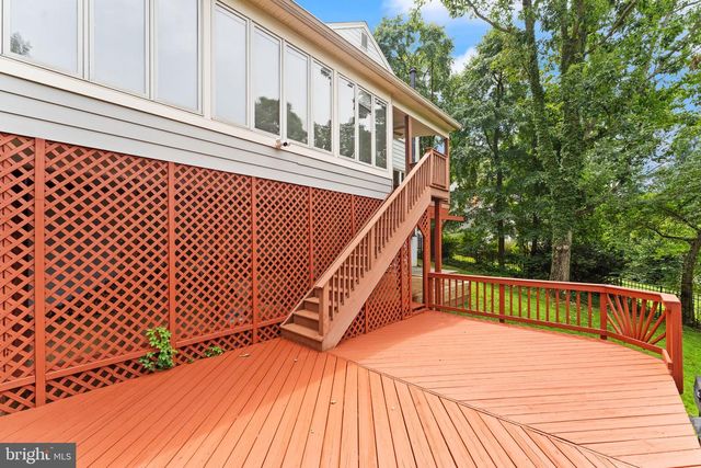 11120 TATTERSALL TRL, Oakton, VA 22124