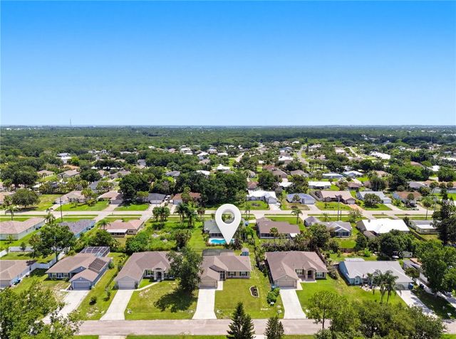 1556 Eastlake Lane, Sebastian, FL 32958