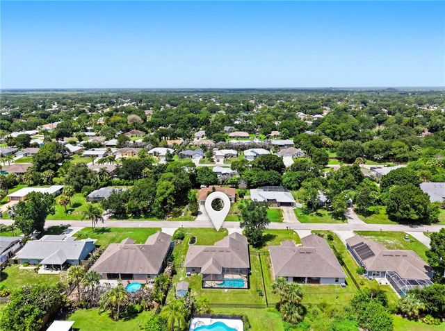 1556 Eastlake Lane, Sebastian, FL 32958