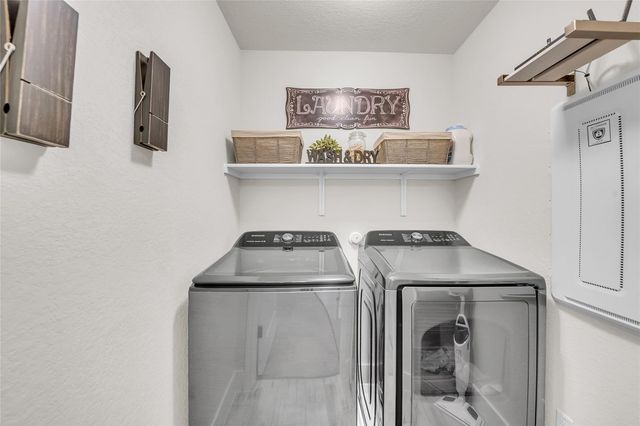 624 Saturnia DR, Georgetown, TX 78628