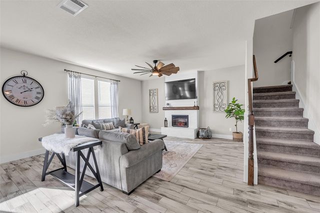 624 Saturnia DR, Georgetown, TX 78628