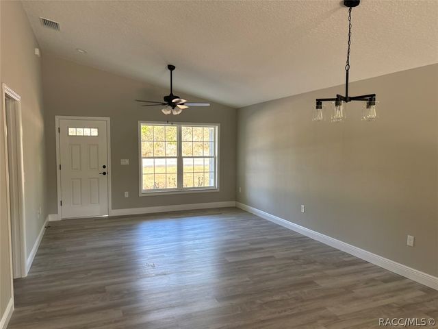 11127 N Trigger Terrace, Dunnellon, FL 34433