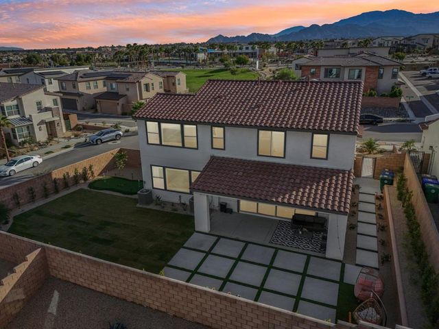 74404 Nichols Drive, Palm Desert, CA 92211