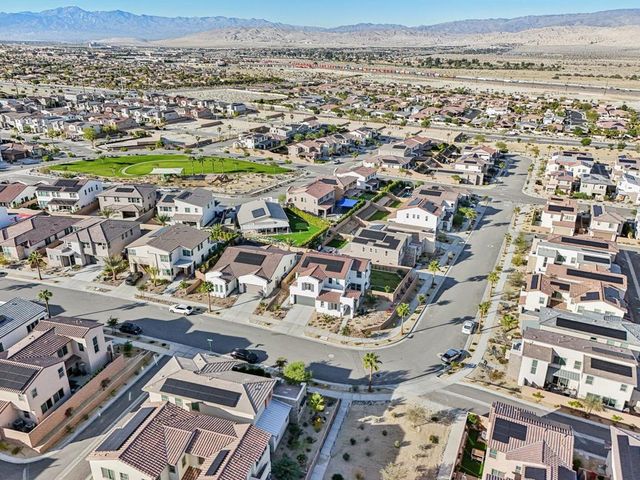 74404 Nichols Drive, Palm Desert, CA 92211