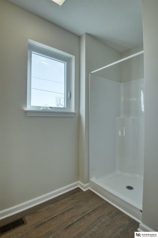 2901 Parker Street, Omaha, NE 68111