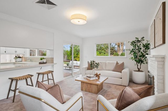 12135 Country Squire Way, Saratoga, CA 95070