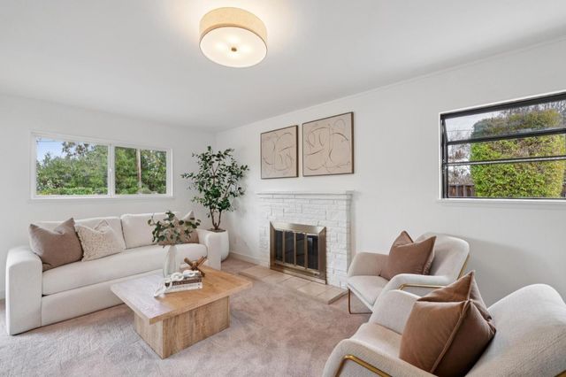 12135 Country Squire Way, Saratoga, CA 95070