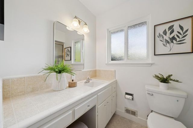 12135 Country Squire Way, Saratoga, CA 95070