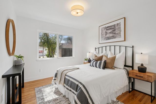 12135 Country Squire Way, Saratoga, CA 95070