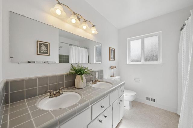 12135 Country Squire Way, Saratoga, CA 95070