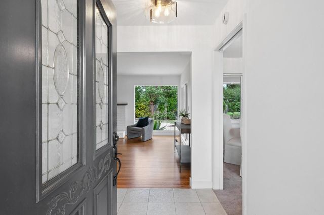 12135 Country Squire Way, Saratoga, CA 95070