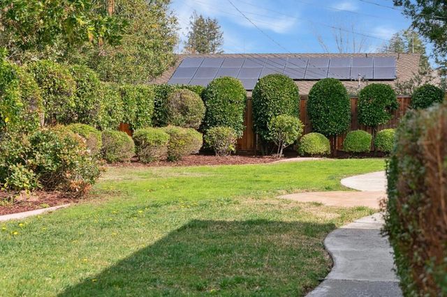 12135 Country Squire Way, Saratoga, CA 95070