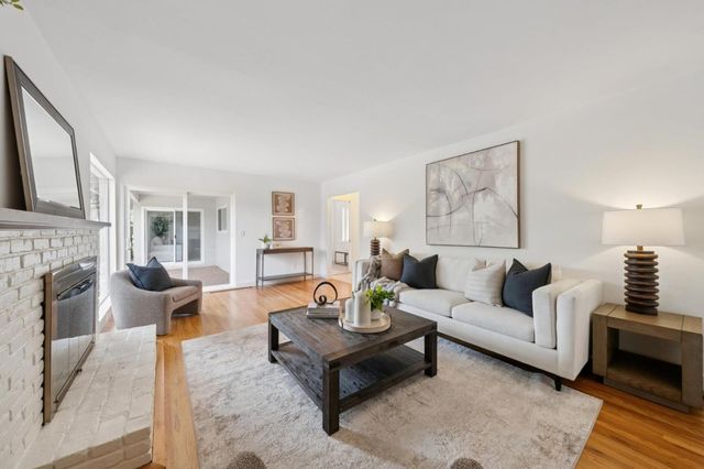 12135 Country Squire Way, Saratoga, CA 95070