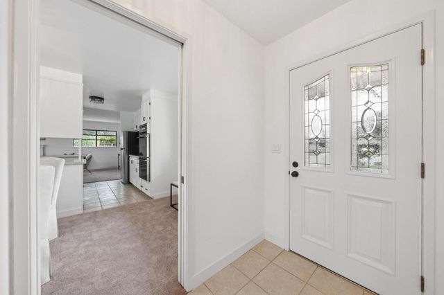 12135 Country Squire Way, Saratoga, CA 95070