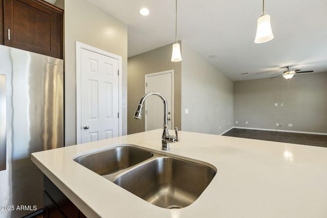 699 N SPARROW Court, Gilbert, AZ 85234