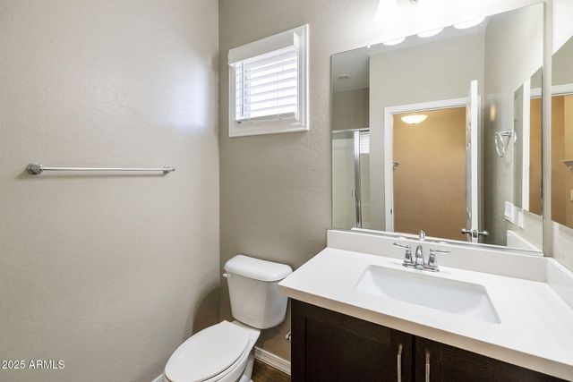 699 N SPARROW Court, Gilbert, AZ 85234