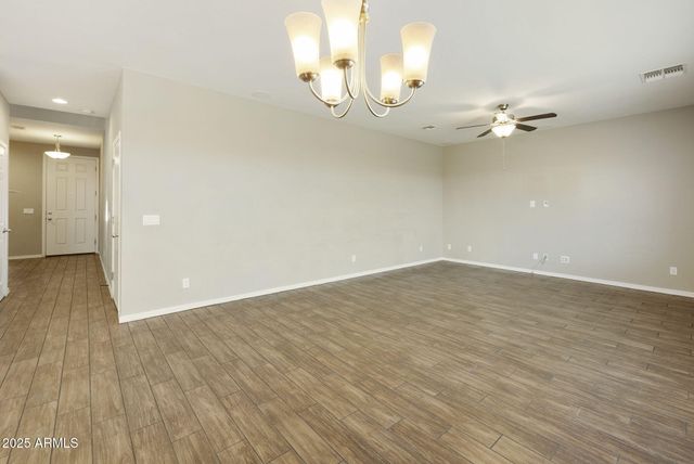 699 N SPARROW Court, Gilbert, AZ 85234