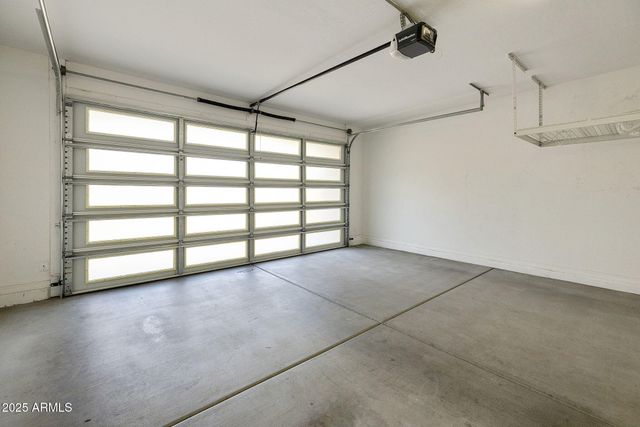 699 N SPARROW Court, Gilbert, AZ 85234