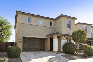 699 N SPARROW Court, Gilbert, AZ 85234