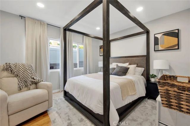 4210 Sepulveda Boulevard, Sherman Oaks, CA 91403