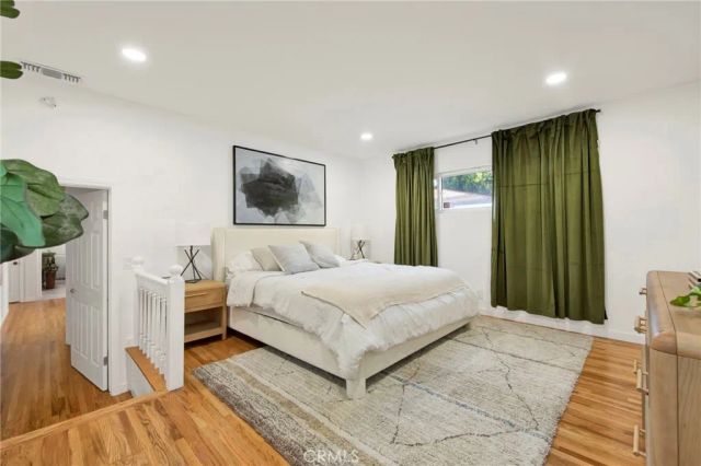 4210 Sepulveda Boulevard, Sherman Oaks, CA 91403