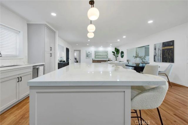 4210 Sepulveda Boulevard, Sherman Oaks, CA 91403