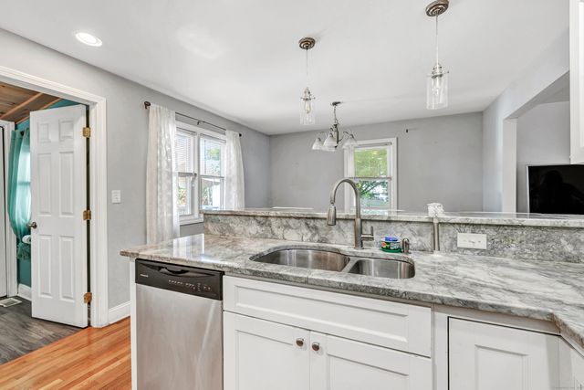 232 Park Terrace Avenue, West Haven, CT 06516