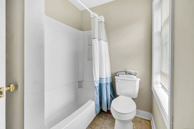 232 Park Terrace Avenue, West Haven, CT 06516