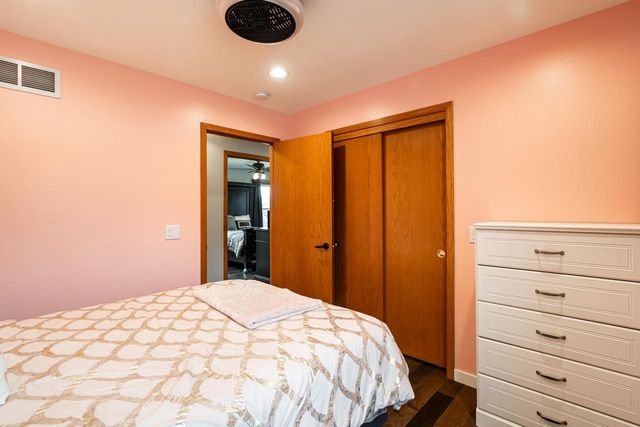 133 Settlement ROAD, Hartford, WI 53027