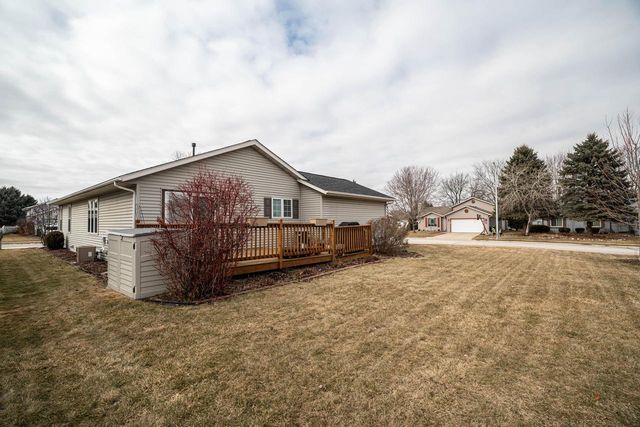 133 Settlement ROAD, Hartford, WI 53027