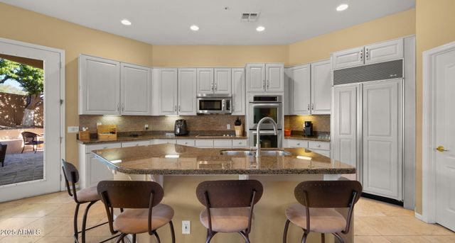 8258 E MOUNTAIN SPRING Road, Scottsdale, AZ 85255