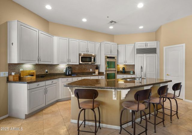 8258 E MOUNTAIN SPRING Road, Scottsdale, AZ 85255