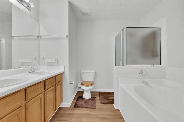 5252 Pinnacle Point Court, Norcross, GA 30071