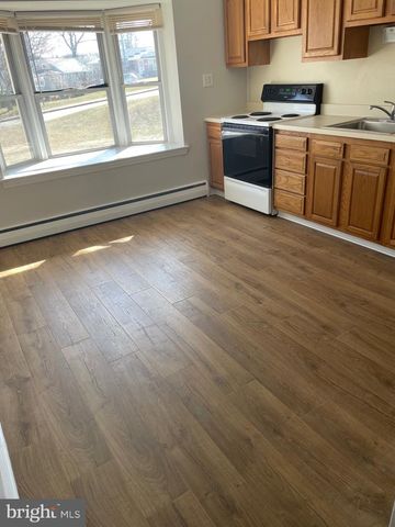 134 4TH AVE, Broomall, PA 19008