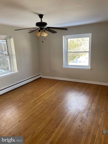 134 4TH AVE, Broomall, PA 19008