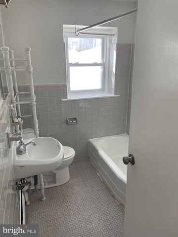 134 4TH AVE, Broomall, PA 19008